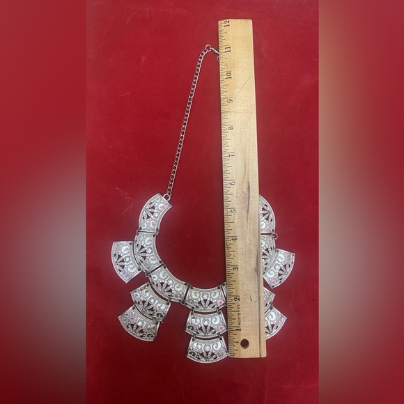 Necklace Diamond Rhinestones Silver Flower Filigree Collar Bib Type Fashion 16" - Picture 7 of 8